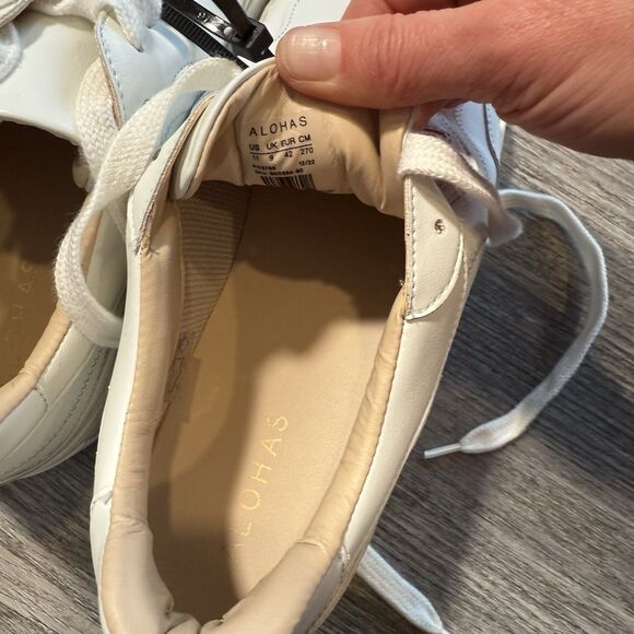 ALOHAS White Leather Low Top Lace Up Sneakers - NWOB Women’s Size US 11 - Picture 5 of 11